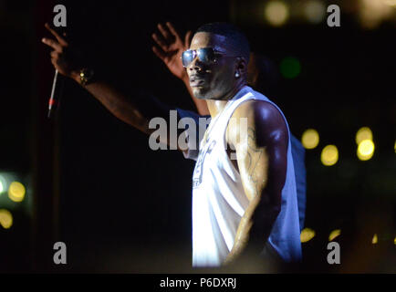 Milwaukee, Wisconsin, USA. 28th June, 2018. Rap artist Nelly performs live at Henry Maier Festival Park during Summerfest in Milwaukee, Wisconsin. Ricky Bassman/Cal Sport Media/Alamy Live News Stock Photo