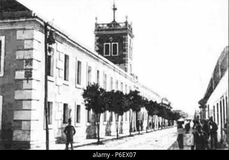 Español: Instituto Nacional Central para Varones a principios del siglo XX. 1900 10 Central1900 Stock Photo