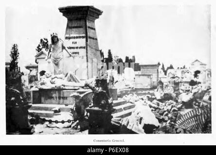 Español: Efectos del Terremoto de 1917-18 en la tumba de Gerardo Barrios en el Cementerio General de la Ciudad de Guatemala . 1918 10 Cementerio1918j Stock Photo