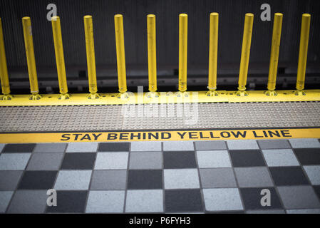 LOS ANGELES, CALIFORNIA - JUNE 29 2018: Yellow line in 7th Street/Metro Center subway station on June 29, 2018 in Los Angeles, CA. Stock Photo