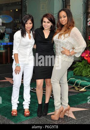 Mae Whitman, Pamela Adlon, Raven Symone Tinker Bell-Star honored with a star on The Hollywood Walk Of Fame In Los Angeles.Mae Whitman, Pamela Adlon, Raven Symone 13  Event in Hollywood Life - California, Red Carpet Event, USA, Film Industry, Celebrities, Photography, Bestof, Arts Culture and Entertainment, Topix Celebrities fashion, Best of, Hollywood Life, Event in Hollywood Life - California, Red Carpet and backstage, ,Arts Culture and Entertainment, Photography,    inquiry tsuni@Gamma-USA.com ,  Music celebrities, Musician, Music Group, 2010 Stock Photo