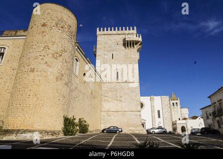 capilla en honor a la Reina Isabel de Portugal, nieta de Jaime I el Conquistador, Estremoz, Alentejo, Portugal, europa. Stock Photo