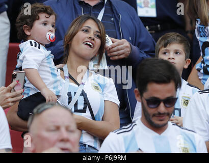 Kazan, Russia. 30th June, 2018. Football World Cup, France vs Argentina at the Kazan Arena. Antonella Roccuzzo, wife of Argentina's Lionel Messi, in the stands with their sons. Credit: Cezaro De Luca/dpa/Alamy Live News Stock Photo