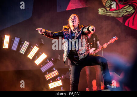 Norway, Halden - June 22, 2018. The German speed metal band Helloween performs a live concert during the Norwegian music metal festival Tons of Rock 2018 in Halden. Here vocalist Andi Deris is seen live on stage. (Photo credit: Gonzales Photo - Terje Dokken). Stock Photo