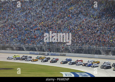 #12: Paul Menard, Team Penske, Ford Mustang Menards Richmond Makes A 