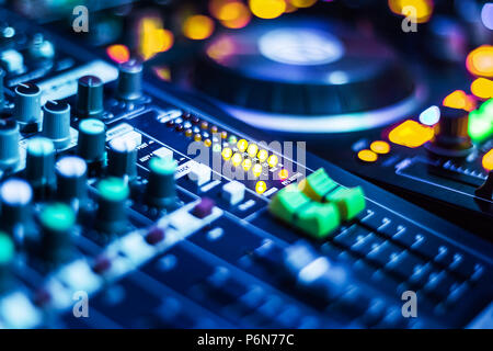 Audio Mixer dj set Stock Photo - Alamy