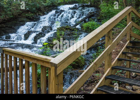 Trahlyta Falls at Vogel State Park in the Blue Ridge Mountains near
