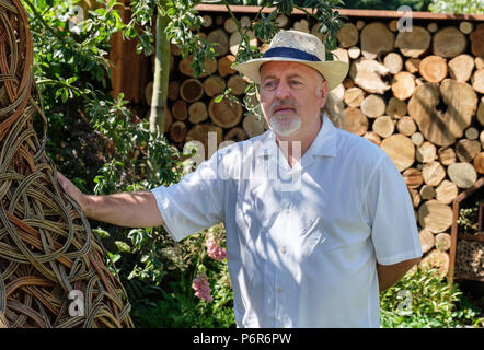RHS Hampton Court Palace Flower Show, July 2, 2018. Comedian Bill Bailey in The Family Garden. Credit P Tomlins/Alamy Live News Stock Photo
