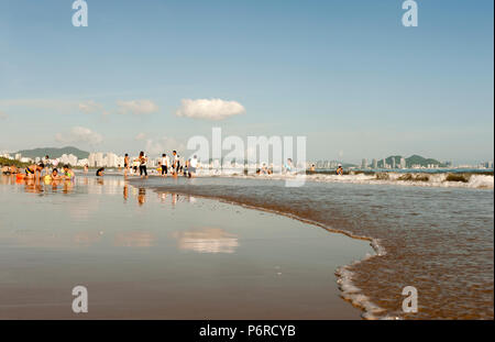 Sanyawan, the city beach of Sanya along the Sanya Bay on Hainan Dao ...