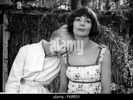 Thérèse Desqueyroux  Year: 1962 France Emmanuelle Riva, Edith Scob  Director: Georges Franju Stock Photo