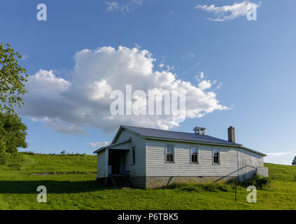 One room Amish school house. town of Palatine, New York State. Stock Photo