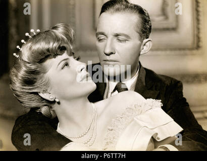 Actors Bing Crosby and Joan Fontaine in the movie The Emperor Waltz, 1948 Stock Photo