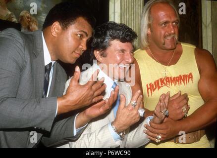 Muhammad Ali at Wrestlemania 1 at Madison Square Garden in New York ...