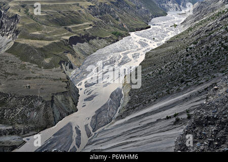 Xinjian, Xinjian, China. 3rd July, 2018. Xinjiang, CHINA-Stunning scenery of Wusu Grand Canyon in northwest China's Xinjiang. Credit: SIPA Asia/ZUMA Wire/Alamy Live News Stock Photo