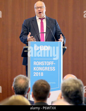 Germany, Berlin. 03rd July, 2018. Peter Altmaier of the Christian Democratic Union (CDU), and Minister of Economics, speaks at the congress Federation of German Industries (BDI) about raw material supply. Credit: Wolfgang Kumm/dpa/Alamy Live News Stock Photo