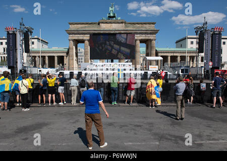 Germany, Berlin. 03rd July, 2018. Only a few fans watch the Switzerland vs. Sweeden match of the round of 16 at the World Cup 2018. Credit: Paul Zinken/dpa/Alamy Live News Stock Photo