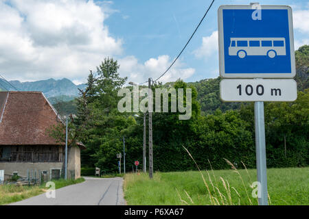 a sign indicating a bus stop in France Stock Photo