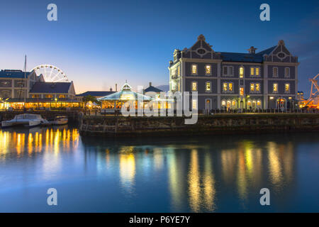 Victoria and Albert (V+A) Waterfront at sunset, Cape Town, Western Cape, South Africa Stock Photo