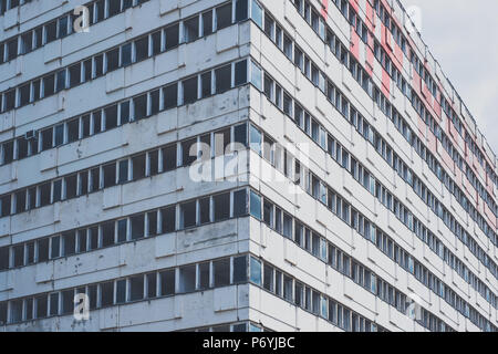 Industrial Building shell with broken windows Stock Photo - Alamy