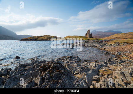 The ruins of Ardvreck Castle at Loch Assynt in the highlands of Scotland