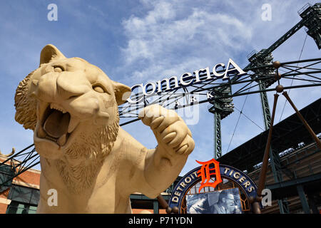 DETROIT, MI / USA - OCTOBER 21, 2017: The tiger at the main entrance of Comerica Park, home of the Detroit Tigers, greets visitors. Stock Photo