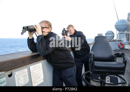 USS Rowan - 19 Stock Photo - Alamy