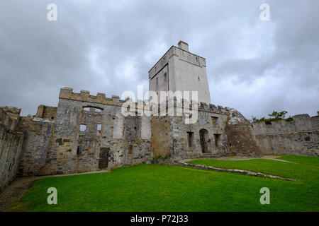 Doe Castle at Sheephaven Bay near Creeslough, County Donegal, Ulster, Republic of Ireland, Europe Stock Photo