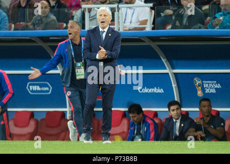 Moscow, Russland. 04th July, 2018. Jose PEKERMAN (coach, COL) gives instruction, instructions, full figure, Colombia (COL) - England (ENG) 3: 4 iE, round of 16, game 56, on 03.07.2018 in Moscow; Football World Cup 2018 in Russia from 14.06. - 15.07.2018. | usage worldwide Credit: dpa/Alamy Live News Stock Photo