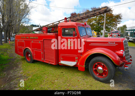 vintage new south wales fire engine at the truck show at glen innes showground in northern new south wales, australia Stock Photo