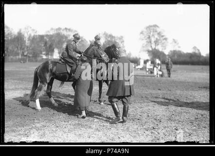 74 Narcyz Witczak-Witaczyński - Zawody konne (107-641-6) Stock Photo