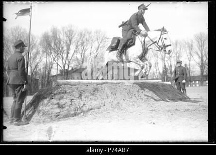 74 Narcyz Witczak-Witaczyński - Zawody o buńczuk (107-424-4) Stock Photo