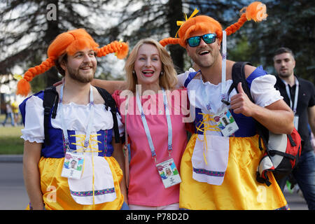 Wig wearing fans of Los Angeles Dodgers outfielder Manny Ramirez stand  before the Los Angeles vs San Diego Padres game in San Diego, California on  July 3, 2009. (UPI Photo/Robert Benson Stock