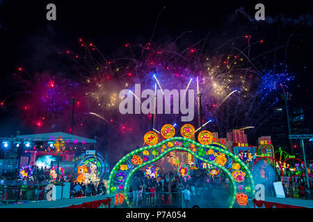 Fireworks during the lanterns at River Hongbao celebration in Singapore Stock Photo