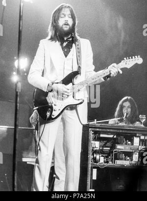 eric clapton, rainbow theatre, finsbury park, london 1973