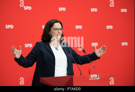 Berlin, Germany. 02nd July, 2018. Andrea Nahles, leader of the SPD, speaking during a press conference. Credit: Bernd von Jutrczenka/dpa/Alamy Live News Stock Photo