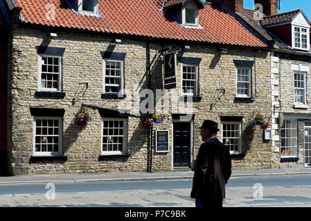 The Buck Inn, Thornton-le-Dale, North Yorkshire, England UK Stock Photo