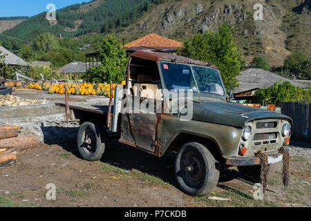 Pumpkin farm and old pickup truck, Atskuri, Samtskhe-Javakheti region, Georgia Stock Photo