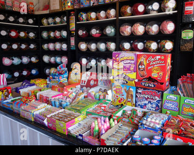 Sweet shop displaying large jars of sweets Stock Photo: 39689218 - Alamy