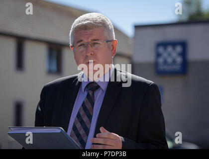 Detective Superintendent Stuart Houston outside Rothesay Police Station, High Street, Isle of Bute giving an update on the investigation after the body of Alesha MacPhail was found in woodland on the site of a former hotel by a member of the public on Monday. Stock Photo