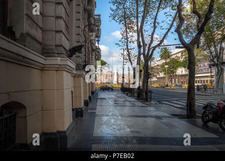 Avenida de Mayo with Casa Rosada (Pink House) presidential palace on background - Buenos Aires, Argentina Stock Photo