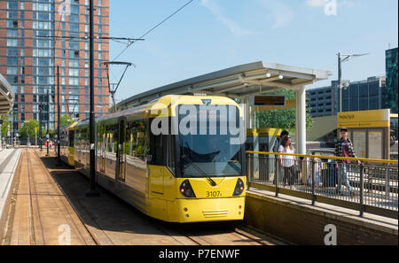 Manchester Metrolink Tram Stop at MediaCityUK Stock Photo