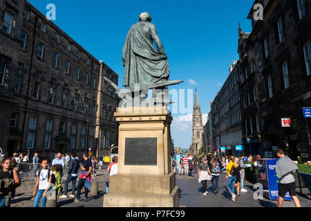 Statue of Adam Smith on the Royal Mile in Edinburgh, Scotland, UK Stock Photo