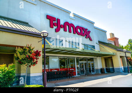 TJ MAXX, 18 Photos & 38 Reviews, 2226 Cleveland Ave, Santa Rosa,  California, Accessories, Phone Number