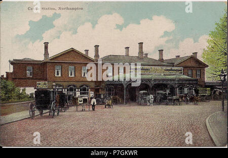 Northampton railway station . 1900s 289 Northampton Castle railway station 2 Stock Photo