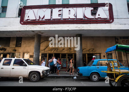 The América Theatre is an Art Deco architectural work in Havana. It first opened on March 29, 1941. Stock Photo