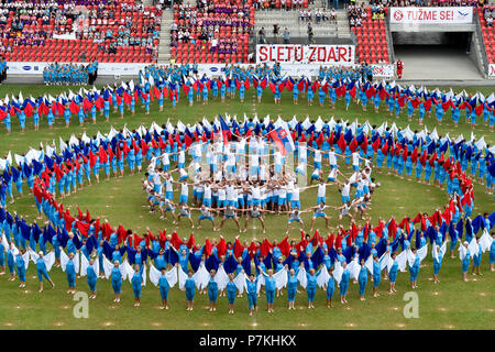 Prague, Czech Republic. 06th July, 2018. Second collective gymnastic performances within the 16th Sokol festival was held in the Eden Arena, Prague, Czech Republic, on July 6, 2018. Credit: Vit Simanek/CTK Photo/Alamy Live News Stock Photo