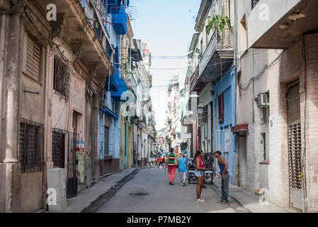 Colorful street scenes in Havana, Cuba. Stock Photo