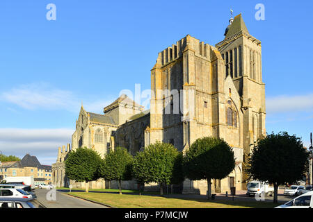 France, Ille et Vilaine, Bay of Mont Saint Michel, Dol de Bretagne, Saint Samson cathedral of gothic style Stock Photo