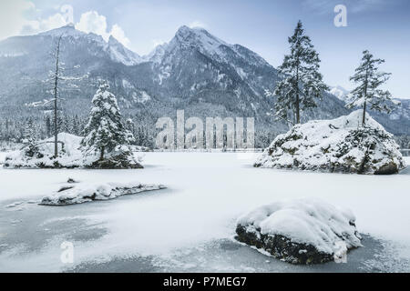 Winter at Hintersee lake with Hochkalter mountain, Hintersee, Berchtesgaden, Bavaria, Germany Stock Photo