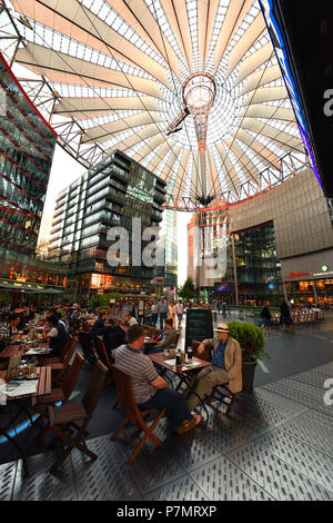 Germany, Berlin, Tiergarten district, Potsdamer Platz (Potsdam Square), glass and stretch fabric cupola of the Sony Center by architect Helmut Jahn Stock Photo